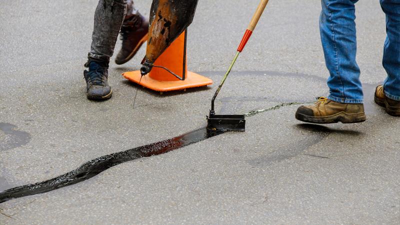 Asphalt Crack Filling