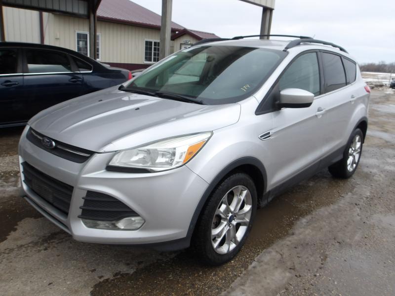 A9 - 2016 Ford Escape SE
