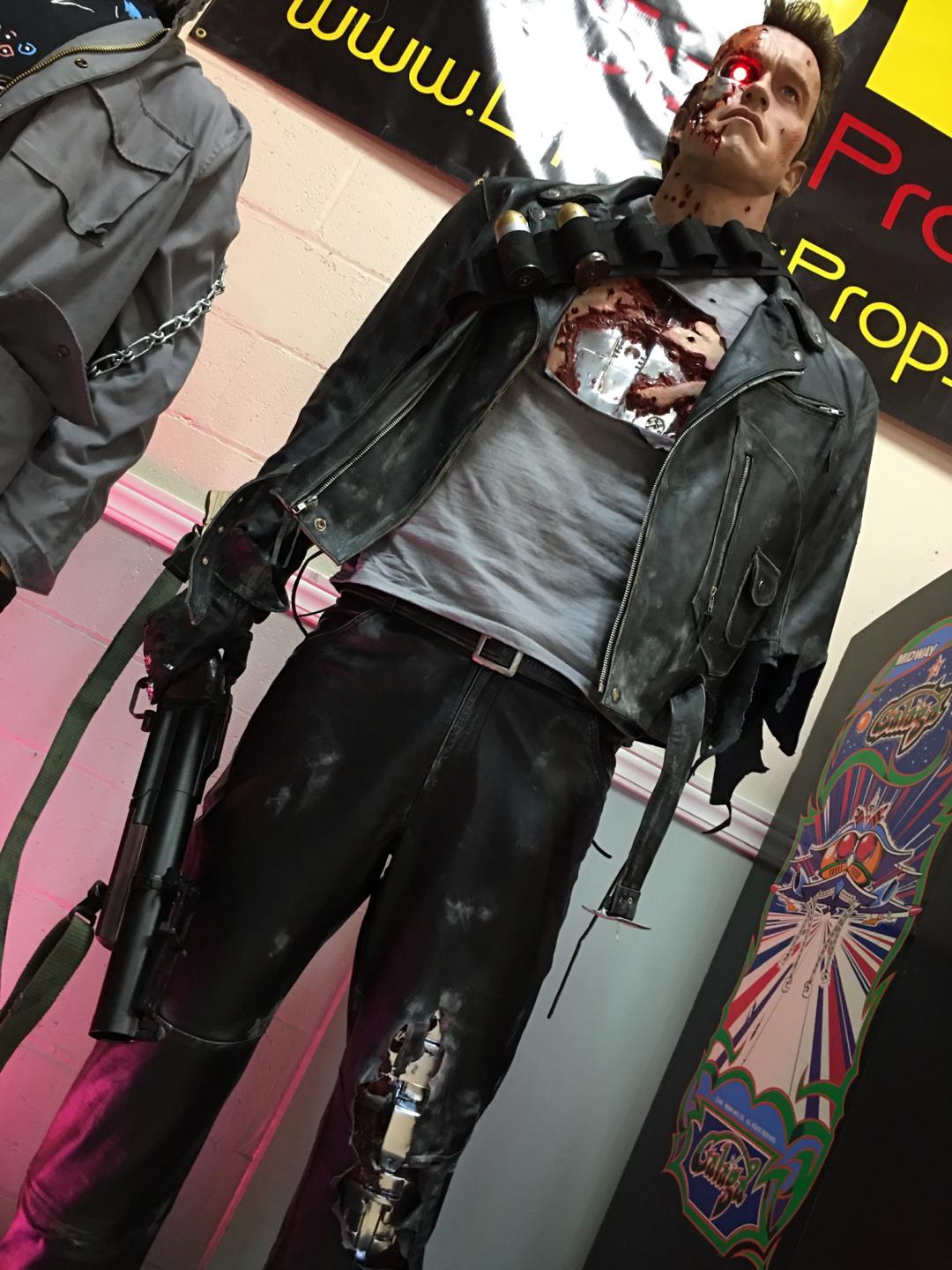 T2 Terminator Battle Damaged Arnold Schwarzenegger