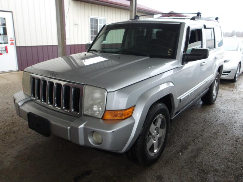 A11 - 2010 Jeep Commander Sport