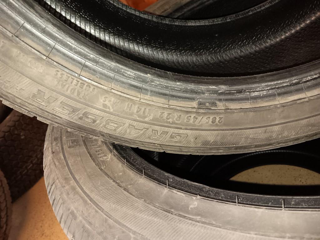 285/45R22 General Grabber HT5 Tires Set of 4