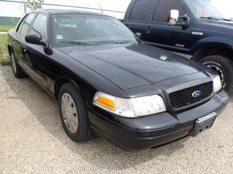 D7 - 2008 Ford Crown Victoria Police