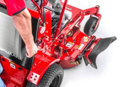 Worldlawn venom 32" stand on mower