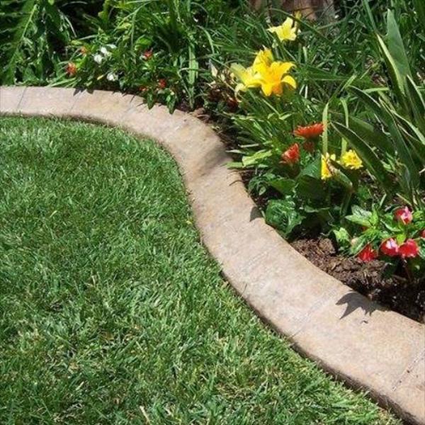 CONCRETE CURBING