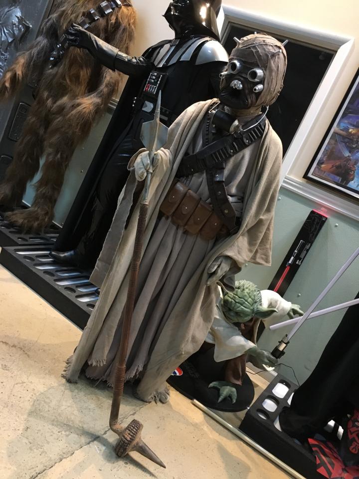 Star wars deals statues for sale