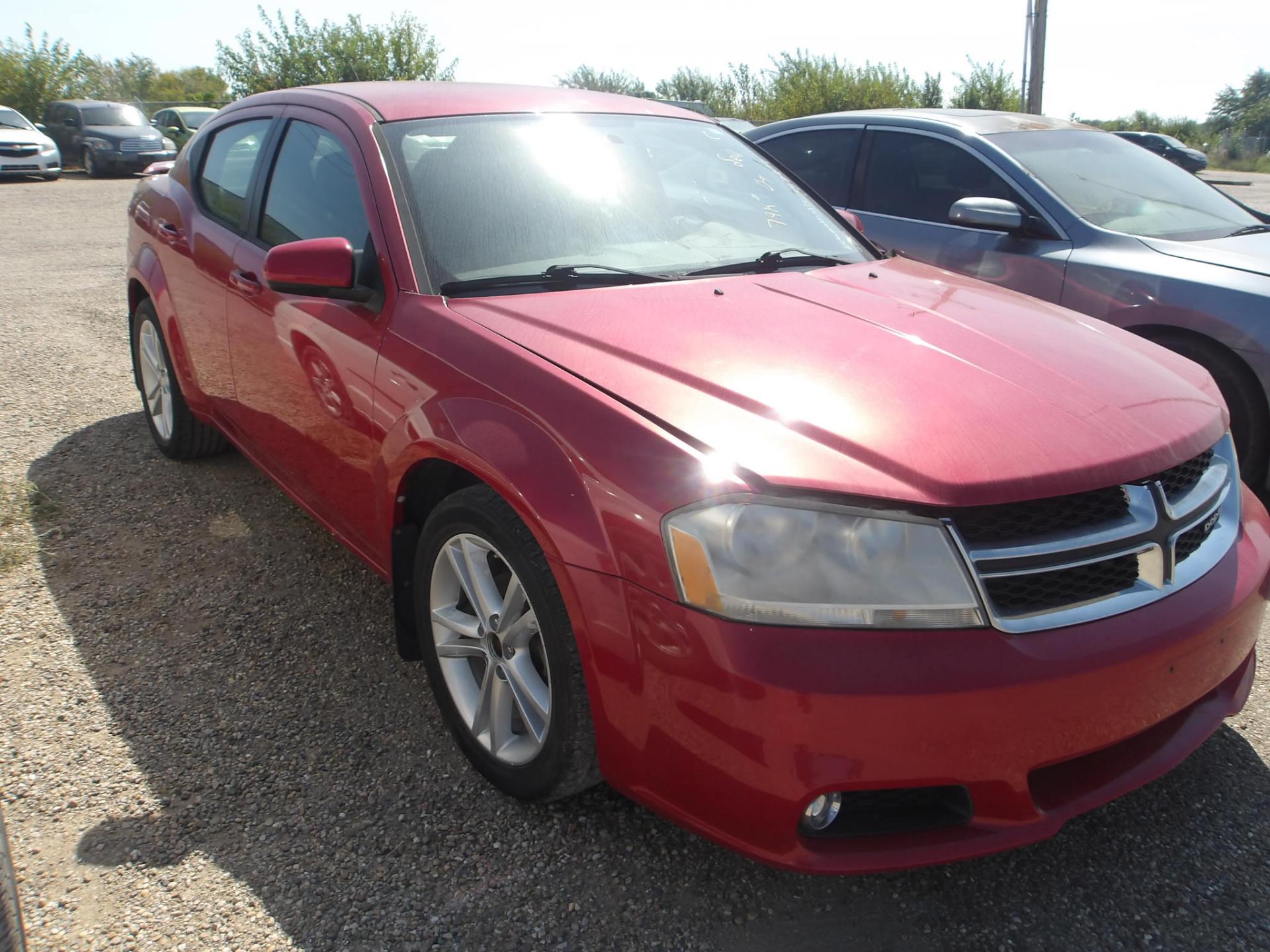 D9 - 2012 Dodge Avenger SXT Plus