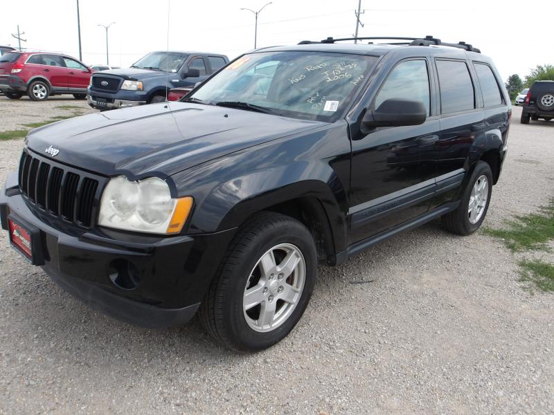 T12 - 2006 Jeep Grand Cherokee *** REPO *** Mechanics Special ***