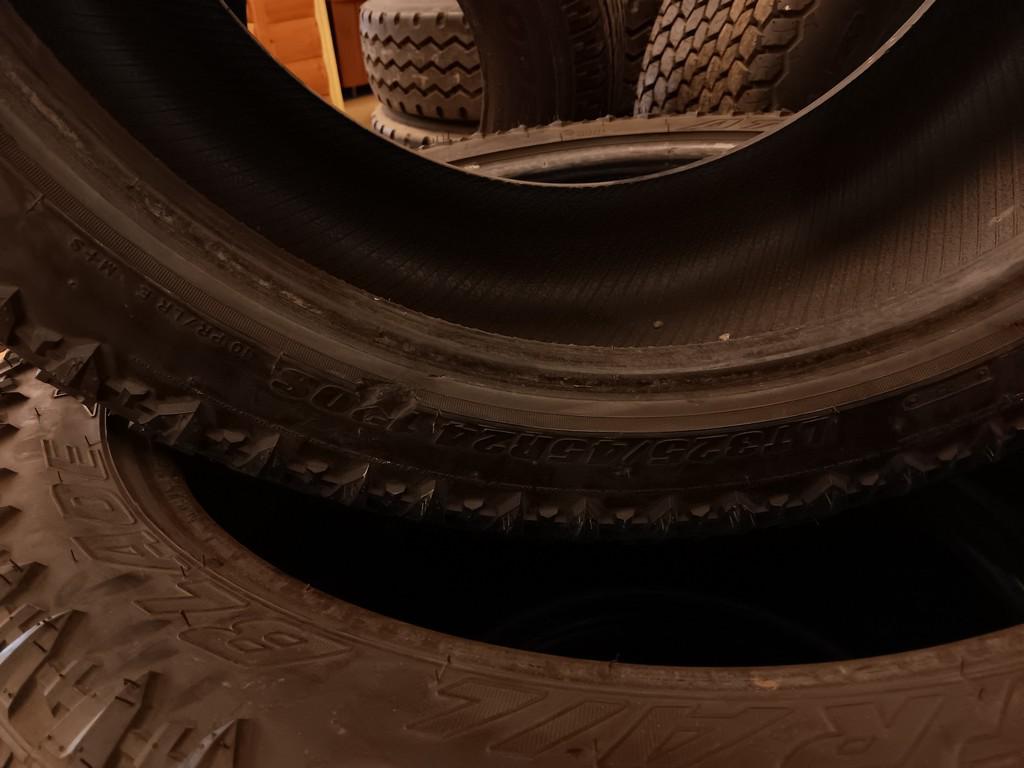 LT325/45R24 Atturo Trail Blade X/T Tires Set of 4