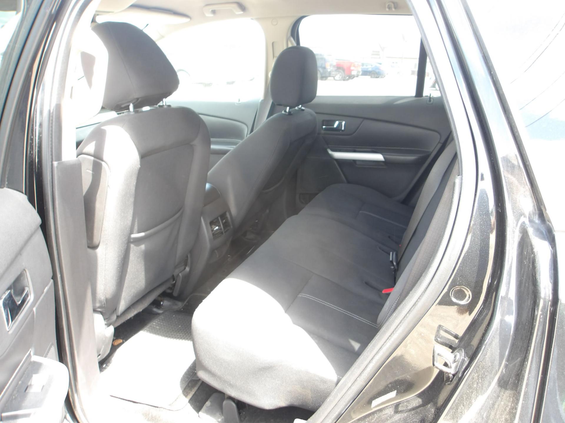 D5 - 2013 Ford Edge SE