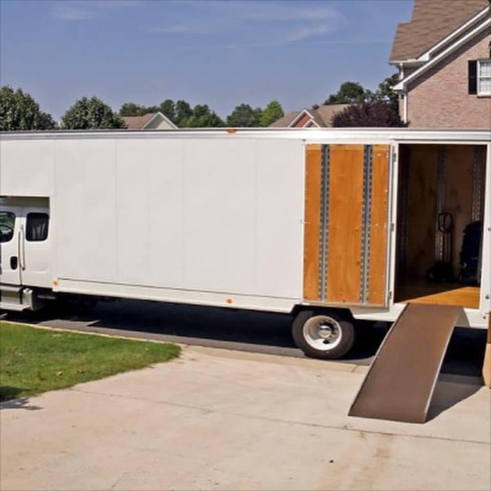 Residential &amp; Commercial Moving Services