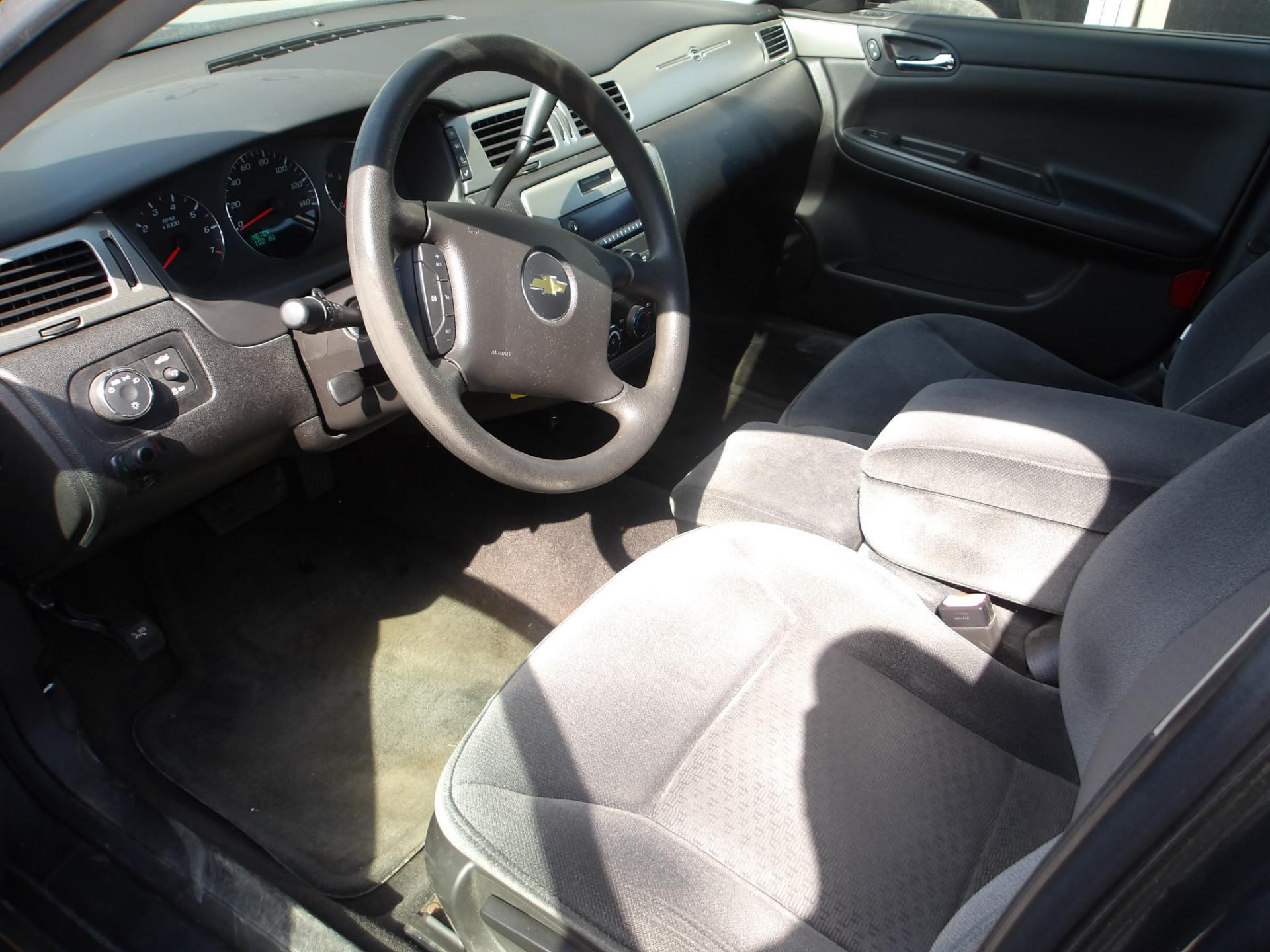 D76- 2013 CHEVROLET IMPALA POLICE