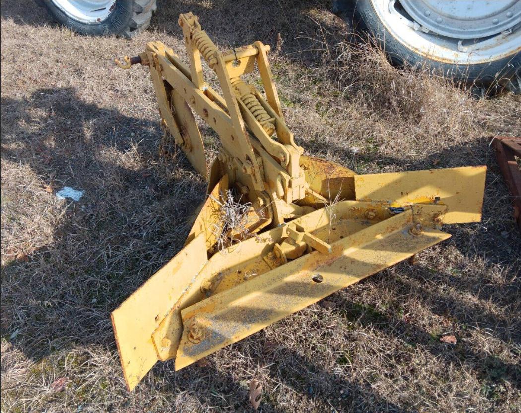 John Deere Fireline Plow - Lot # N1069
