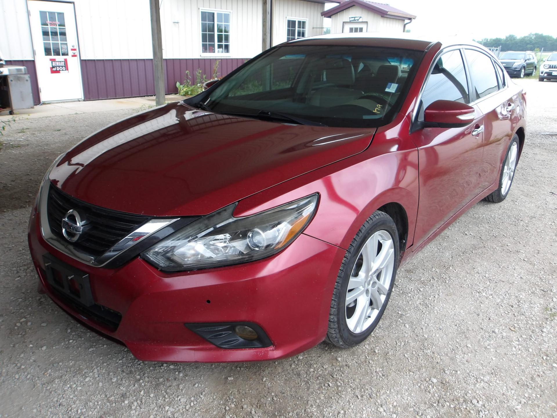 A6 - 2017 Nissan Altima 3.5S