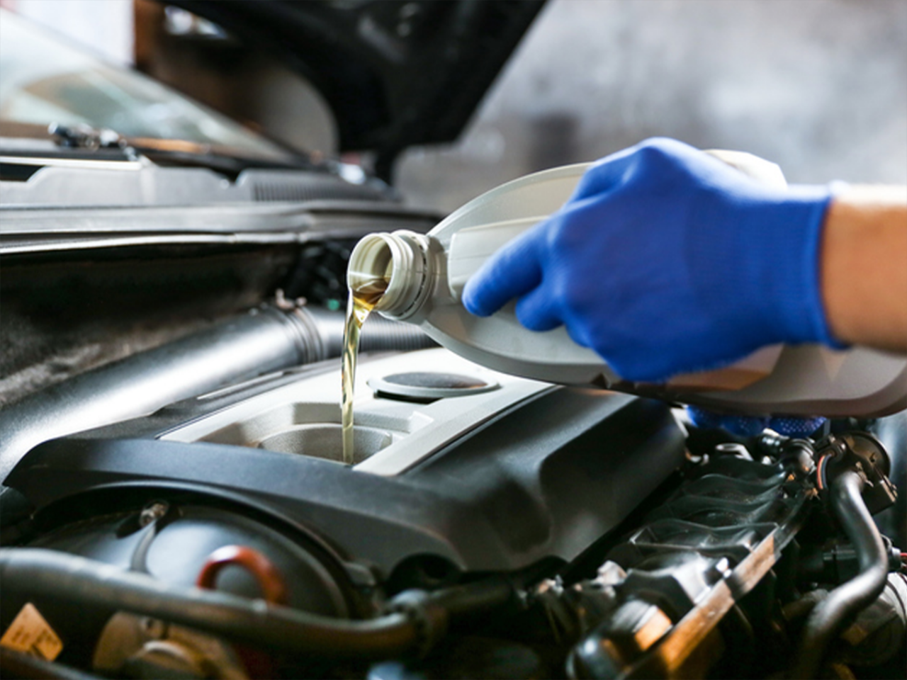 Oil Changes – Keeping Your Engine Running Strong