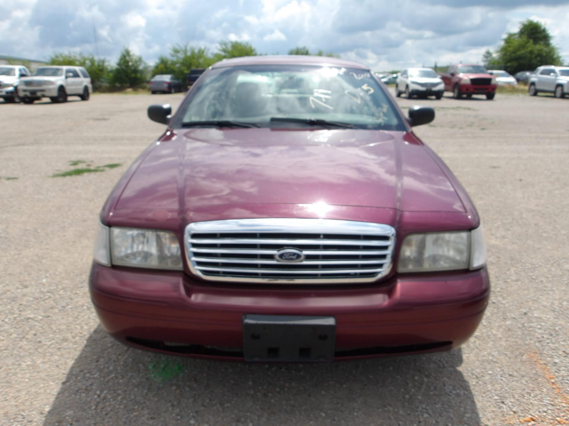D25 - 2008 Ford Crown Victoria Police