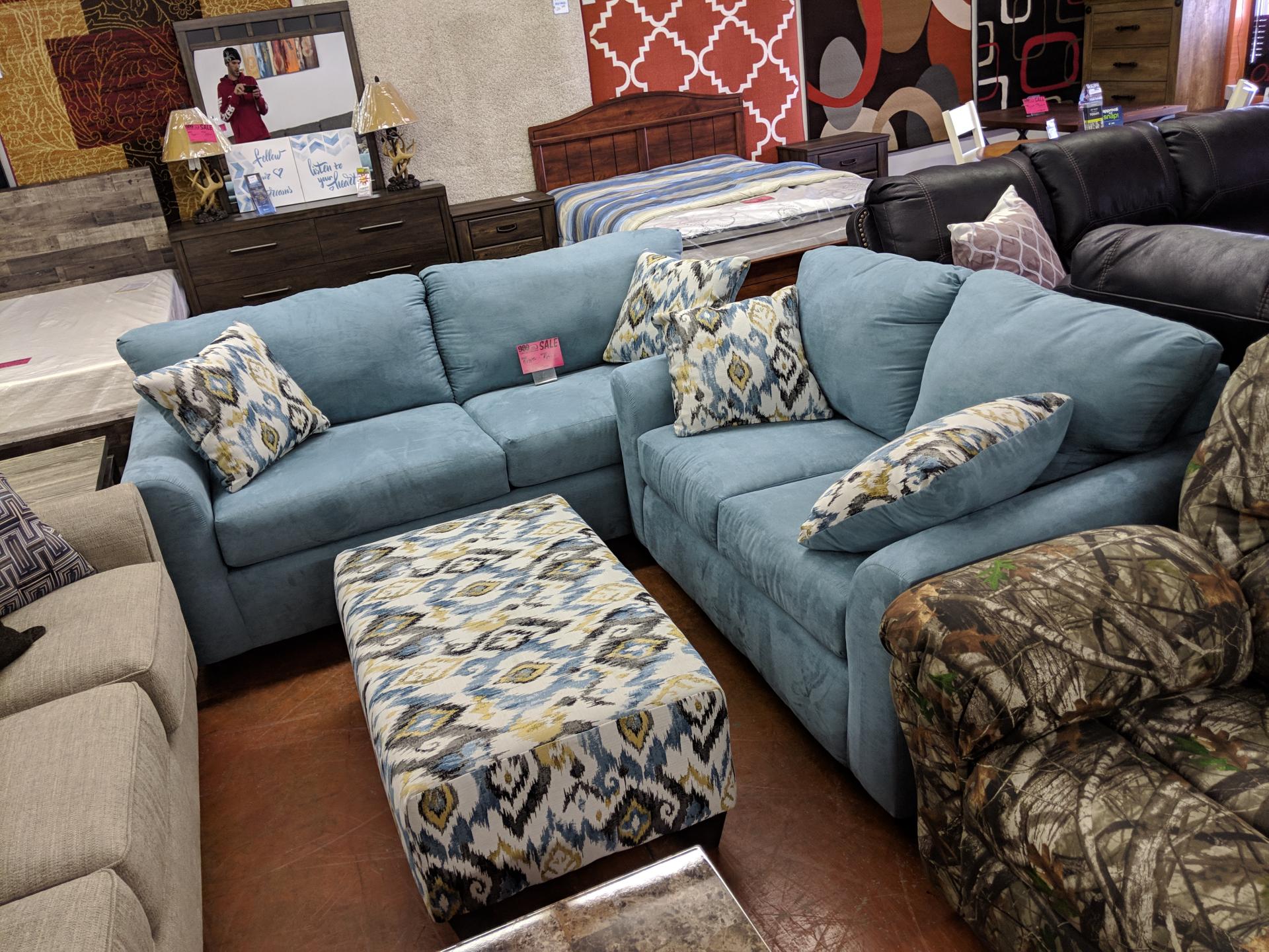 Second-Hand Living Room Furniture Stores photo