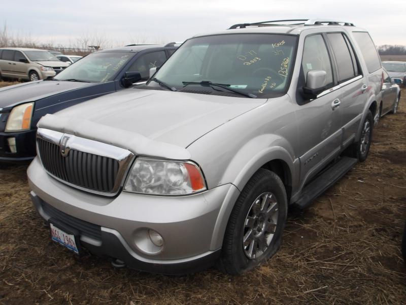 D77- 2003 LINCOLN NAVIGATOR **MECHANICS SPECIAL** SEIZED BY THE ILLINOIS STATE POLICE