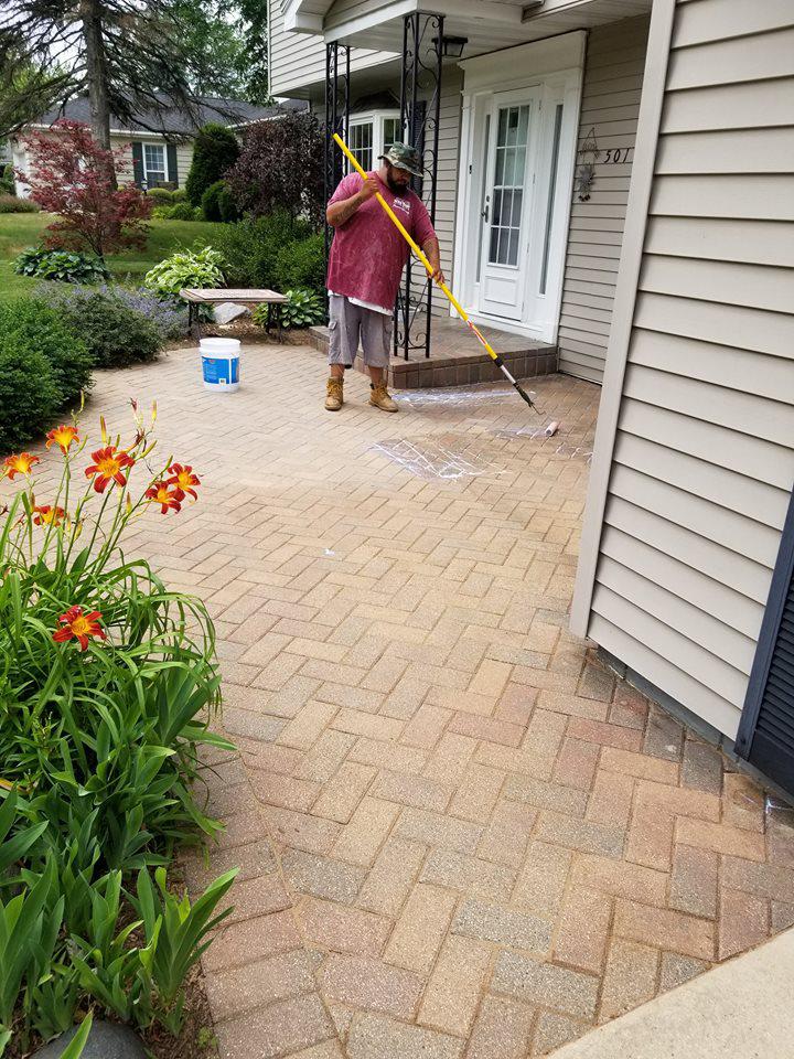 Paver Cleaning in Sainte-Dorothée QC