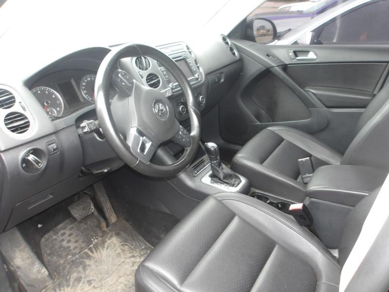 D23 - 2012 Volkswagen Tiguan