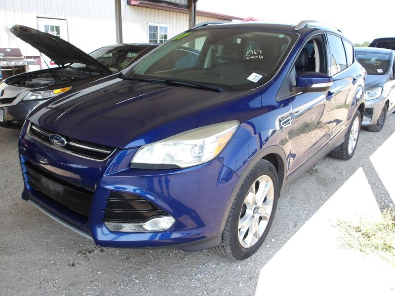 A67 - 2016 Ford Escape Titanium