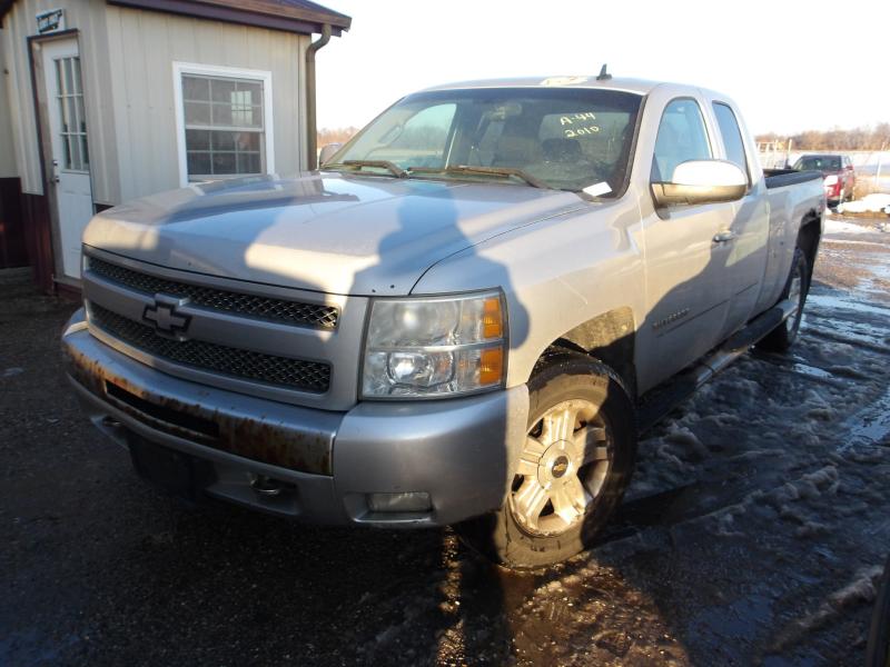 A44 - 2010 Chevrolet Silverado 1500 LT