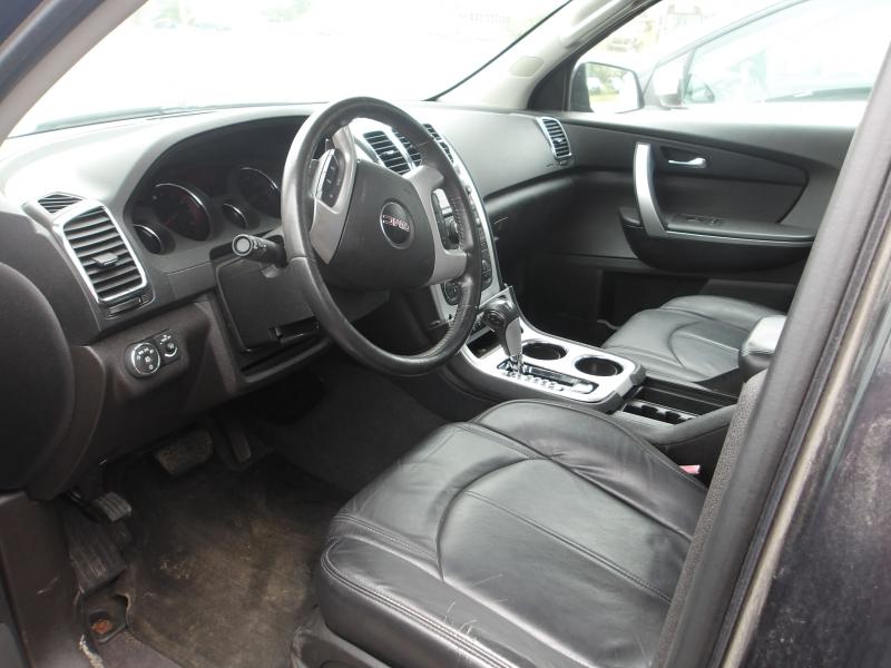 D28 - 2012 GMC Acadia SLT1