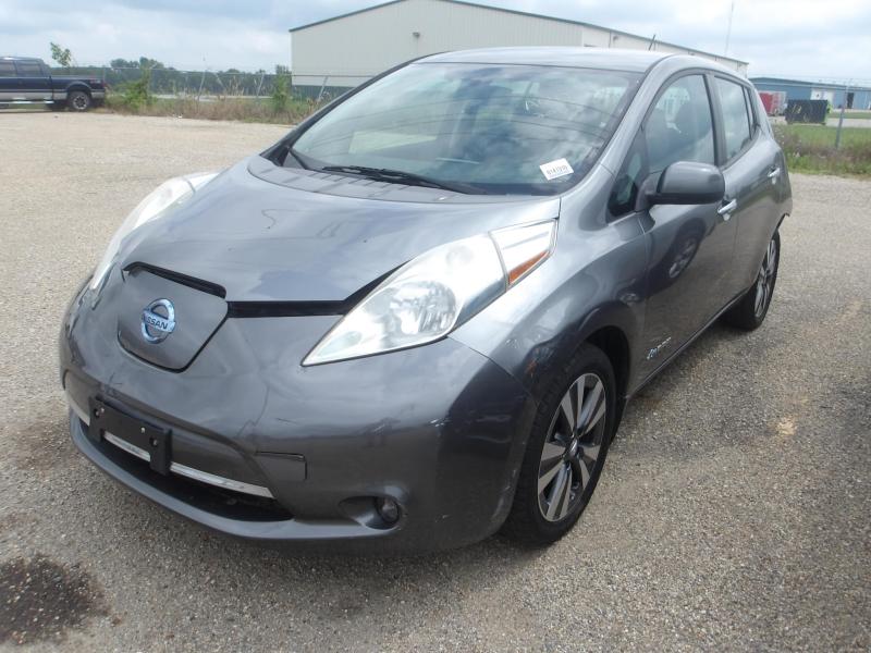 AC12 - 2015 Nissan Leaf