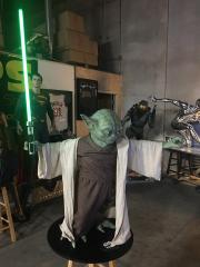 Life Size Star Wars Gentle Giant Yoda