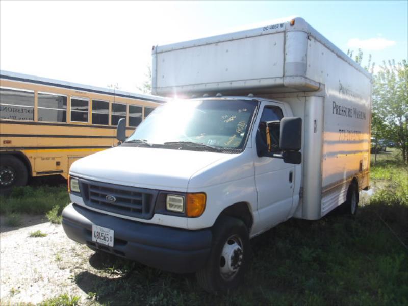 D1 - 2006 Ford E-450