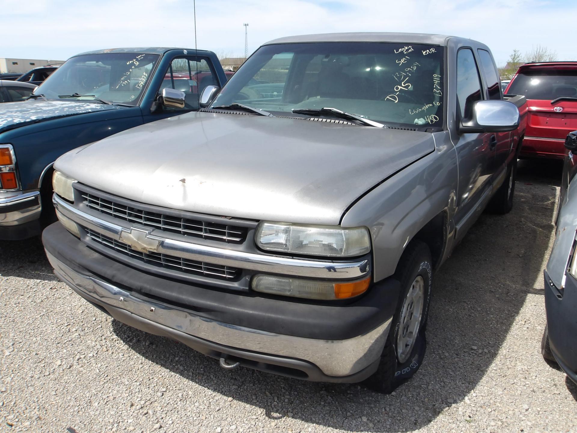 D95 - 2000 Chevrolet Silverado 1500 ** Mechanics Special **