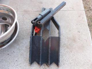 Excavator Mechanical Thumb - Lot # J1209