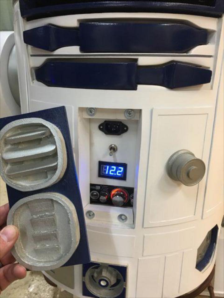 Life Size Star Wars Remote Controlled R2D2