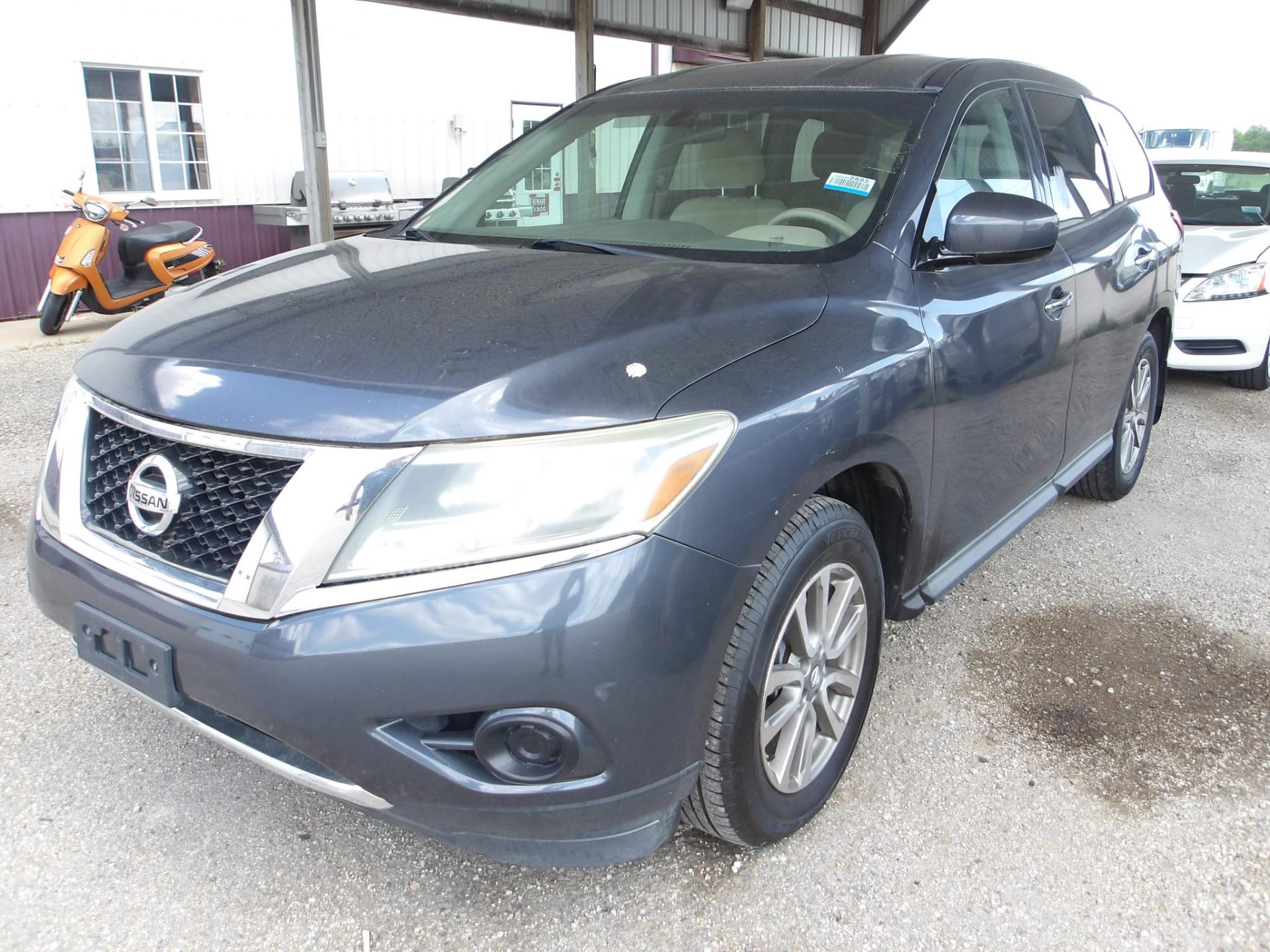 A105 - 2013 Nissan Pathfinder