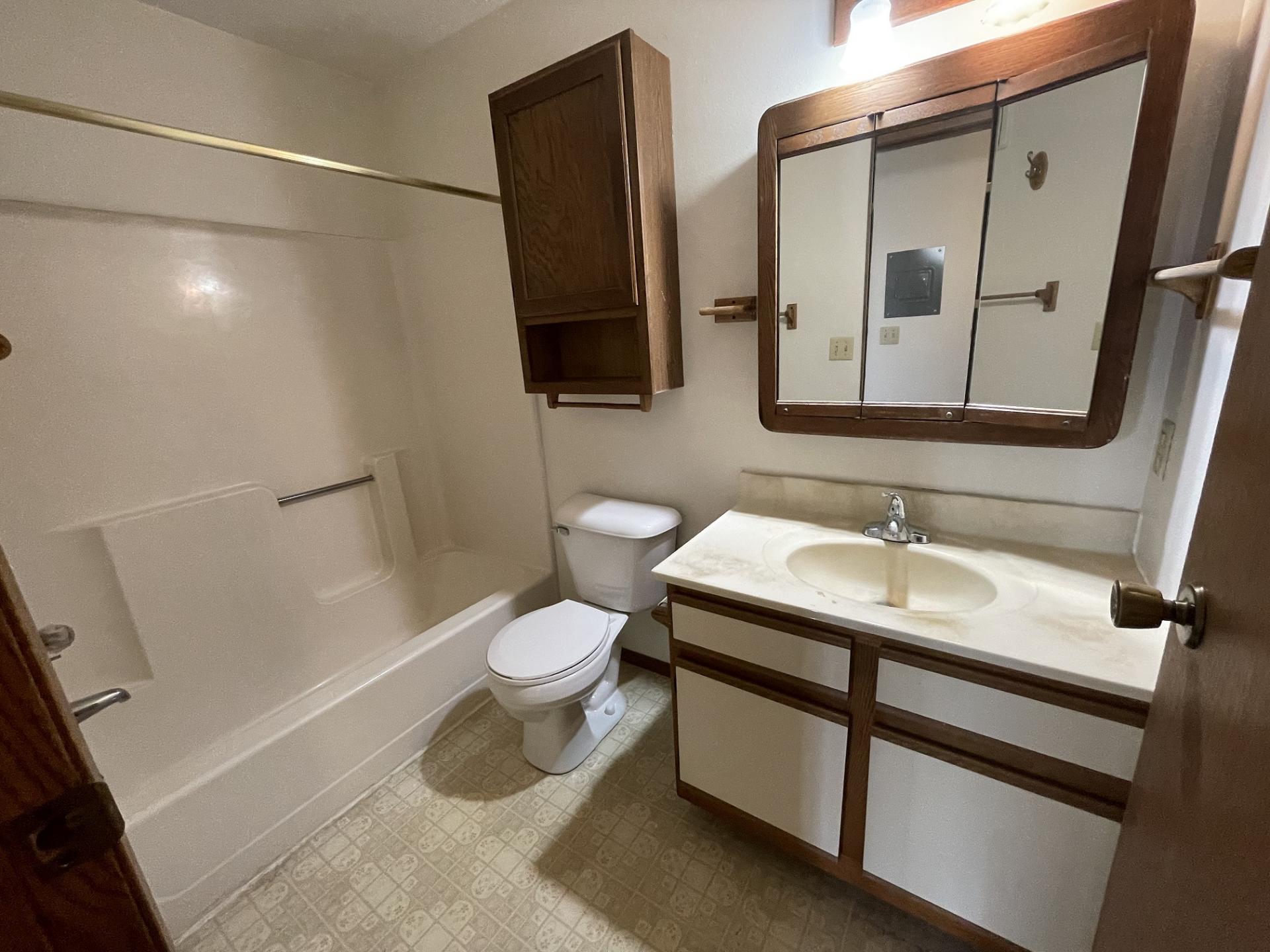 718 W 12th Street