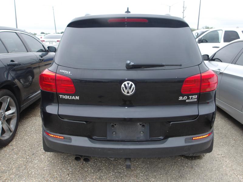 D23 - 2012 Volkswagen Tiguan