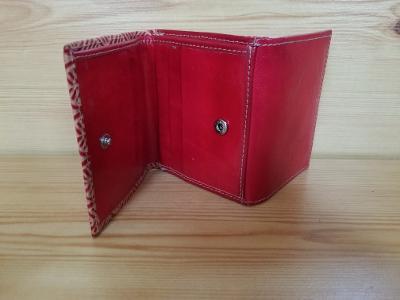 Genuine Leather Trifold Wallet.