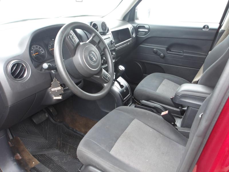 D49 - 2016 Jeep Patriot Sport