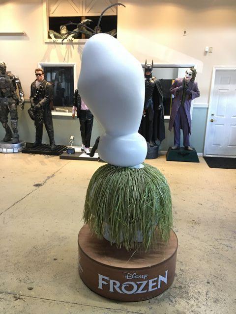 Life Size Disney Frozen Olaf SUPER RARE!!!