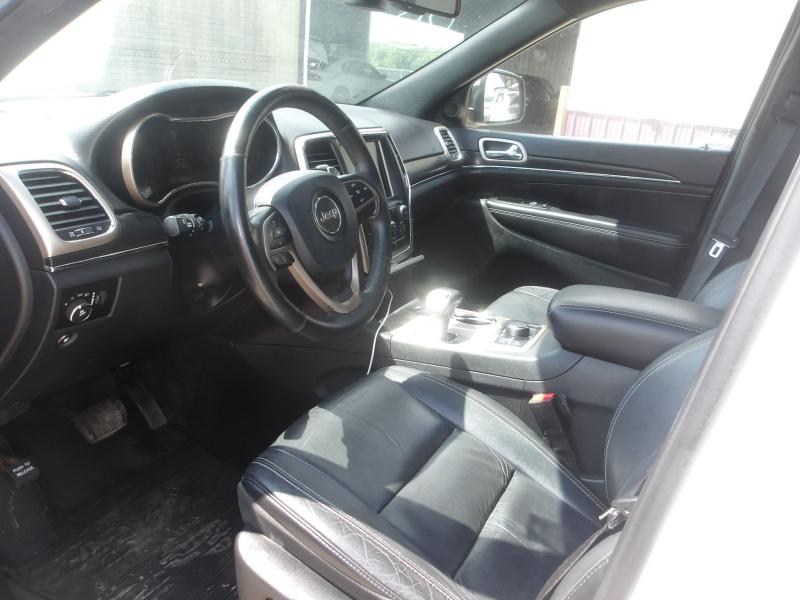 D42 - 2014 Jeep Grand Cherokee